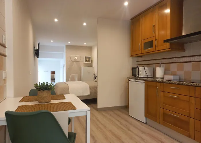 Tatil Evi Modern, Spacious And Quiet Private In - Near Funicular